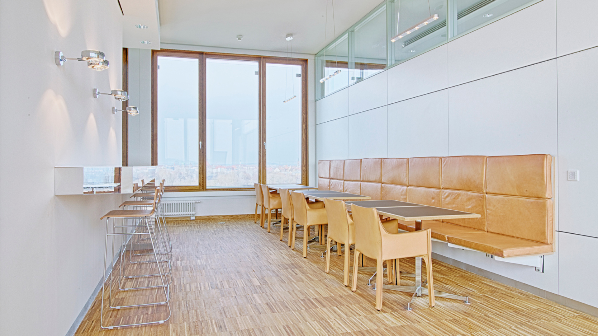 Tullnau Tagungspark - Tagungen, Events, Veranstaltungen - Konferenzräume in Nürnberg - Tagungsräume direkt am Wöhrder See - mit modernster Technik ausgestattet, Besprechungsräume, Seminarräume, Konferenzen, Seminare, Veranstaltungsräume, Eventlocation, B2B-Events, Catering